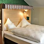 Restaurant Buergerklause Tapken فندق 4*