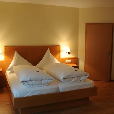 Hotel Restaurant Buergerklause Tapken 4*