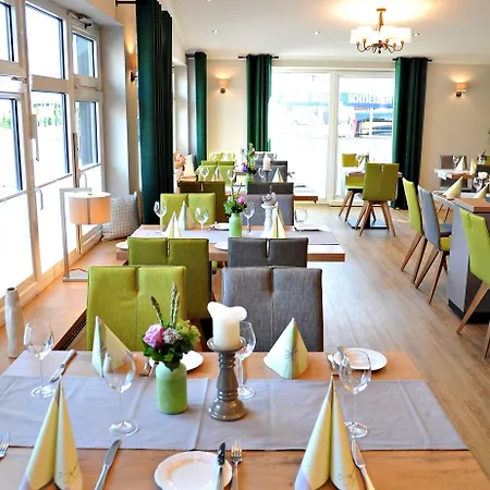 Restaurant Buergerklause Tapken Szálloda 4*
