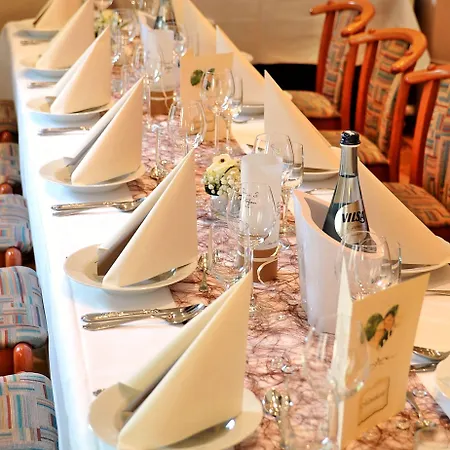 Szálloda Restaurant Buergerklause Tapken
