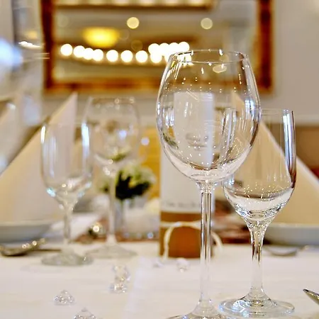Restaurant Burgerklause Tapken Отель