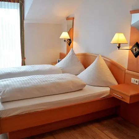 Restaurant Burgerklause Tapken Отель 4*